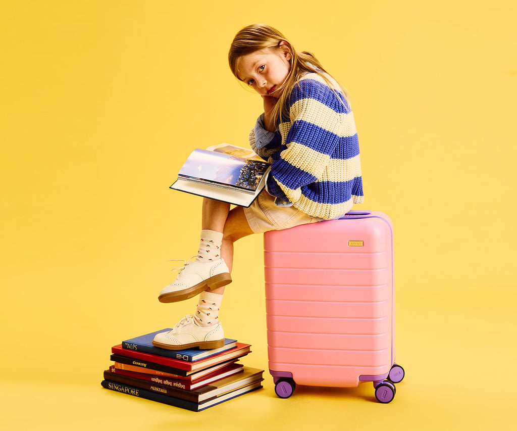 Away The Kids Carry-On Suitcase - Berry Pink