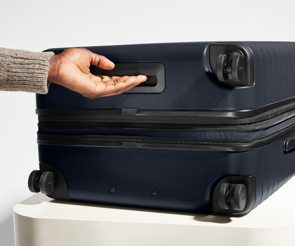 Away The Large Flex Suitcase - Navy Blue