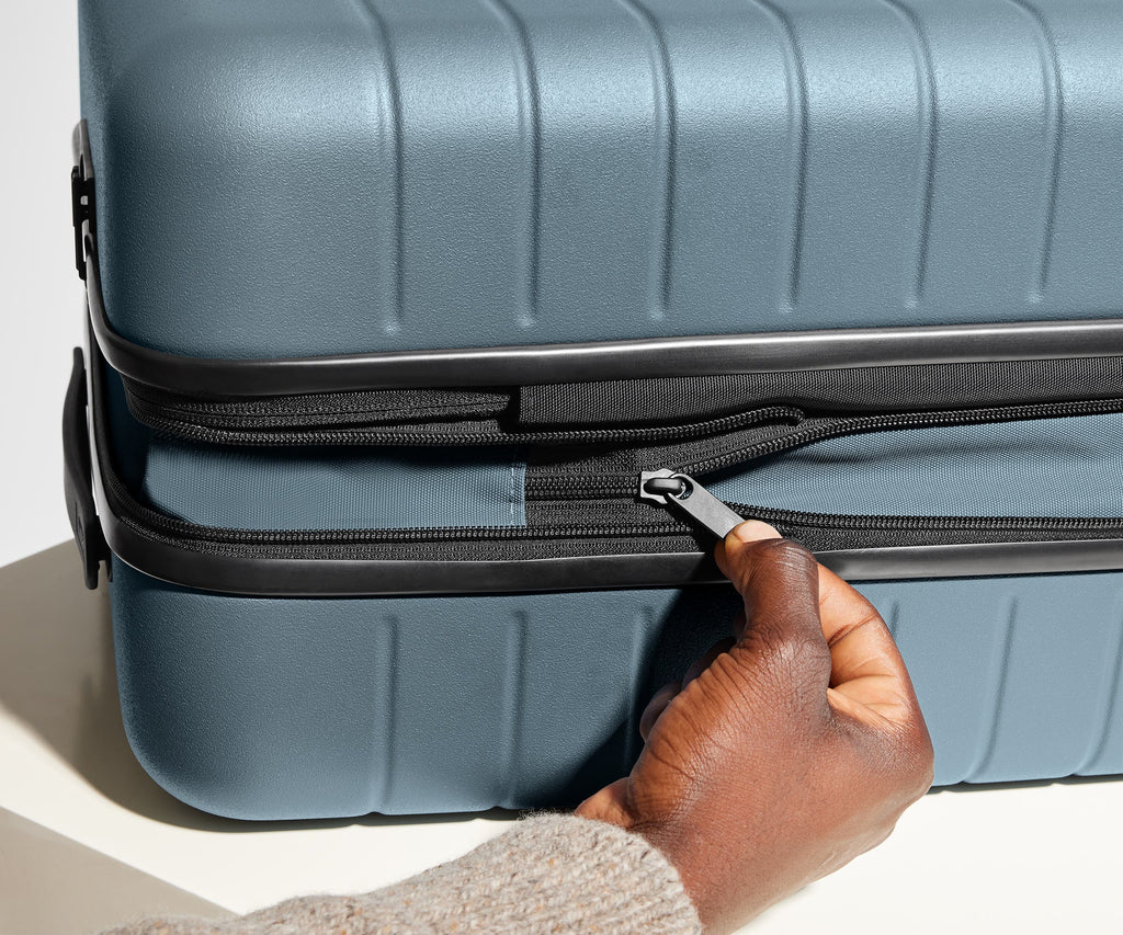 Away The Carry-On Flex Suitcase - Coast Blue (DTM)