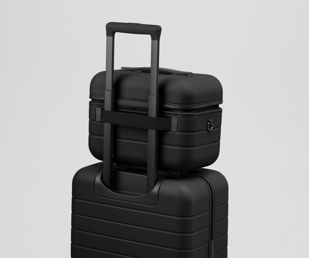 Away The Train Case Toiletry Bag - Jet Black