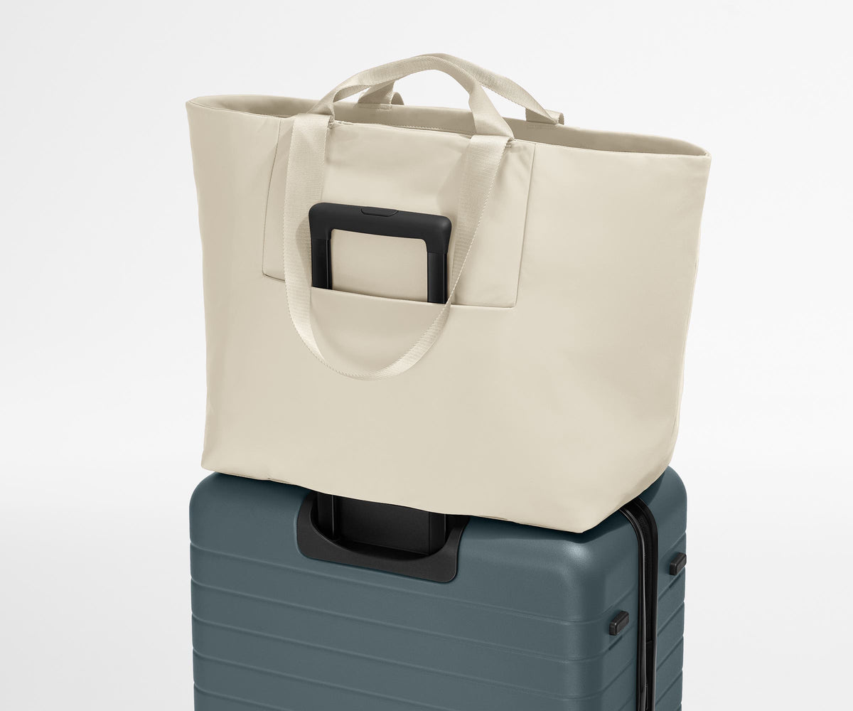 Away Large Featherlight Tote Tote Bag - Salt White