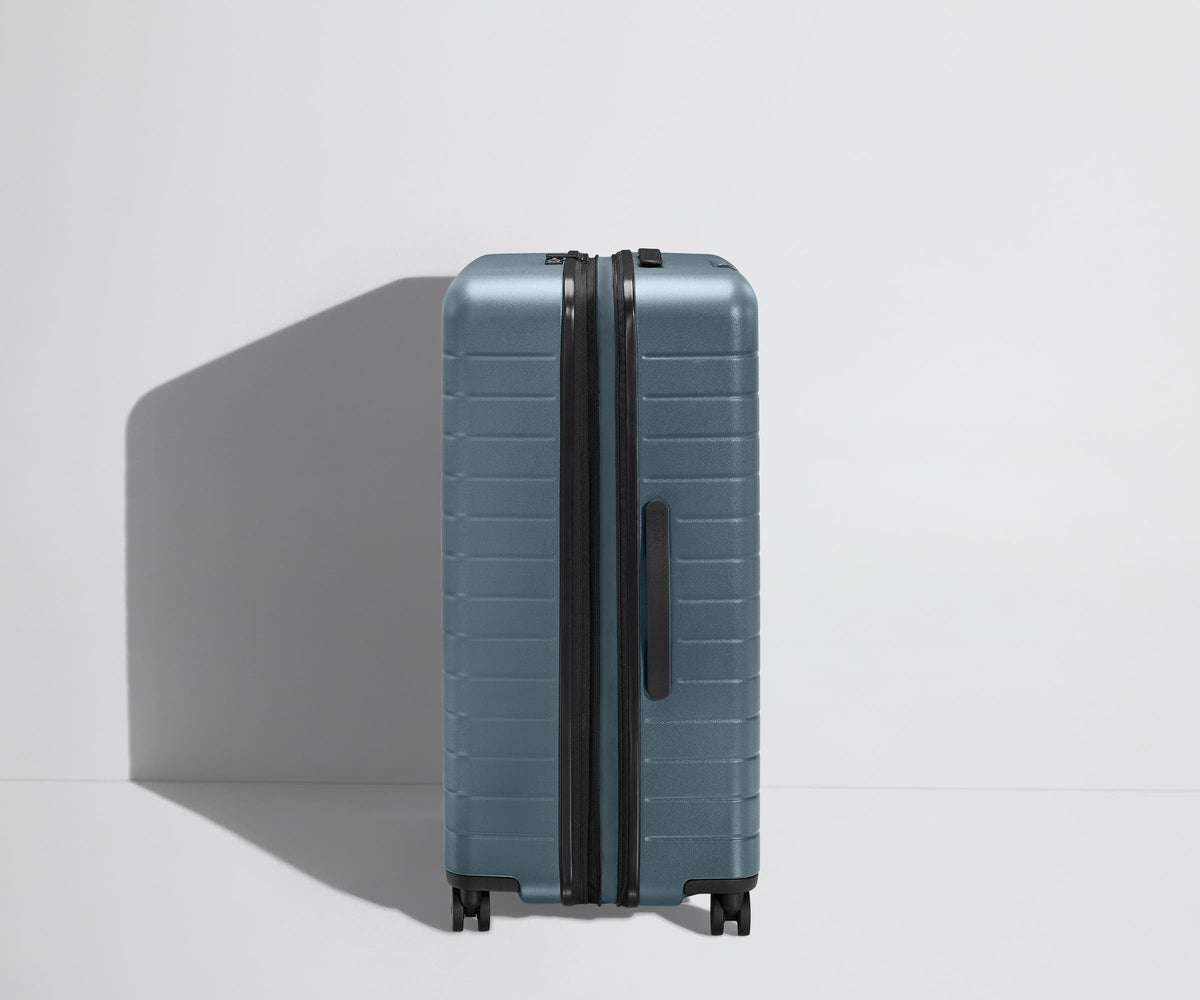 Away The Large Flex Suitcase - Coast Blue