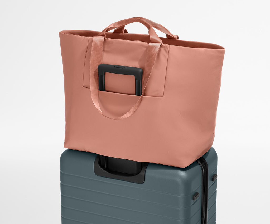 Away Large Featherlight Tote Tote Bag - Clay Pink