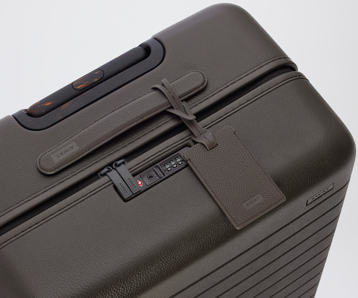 Away The Medium Suitcase - Espresso Brown