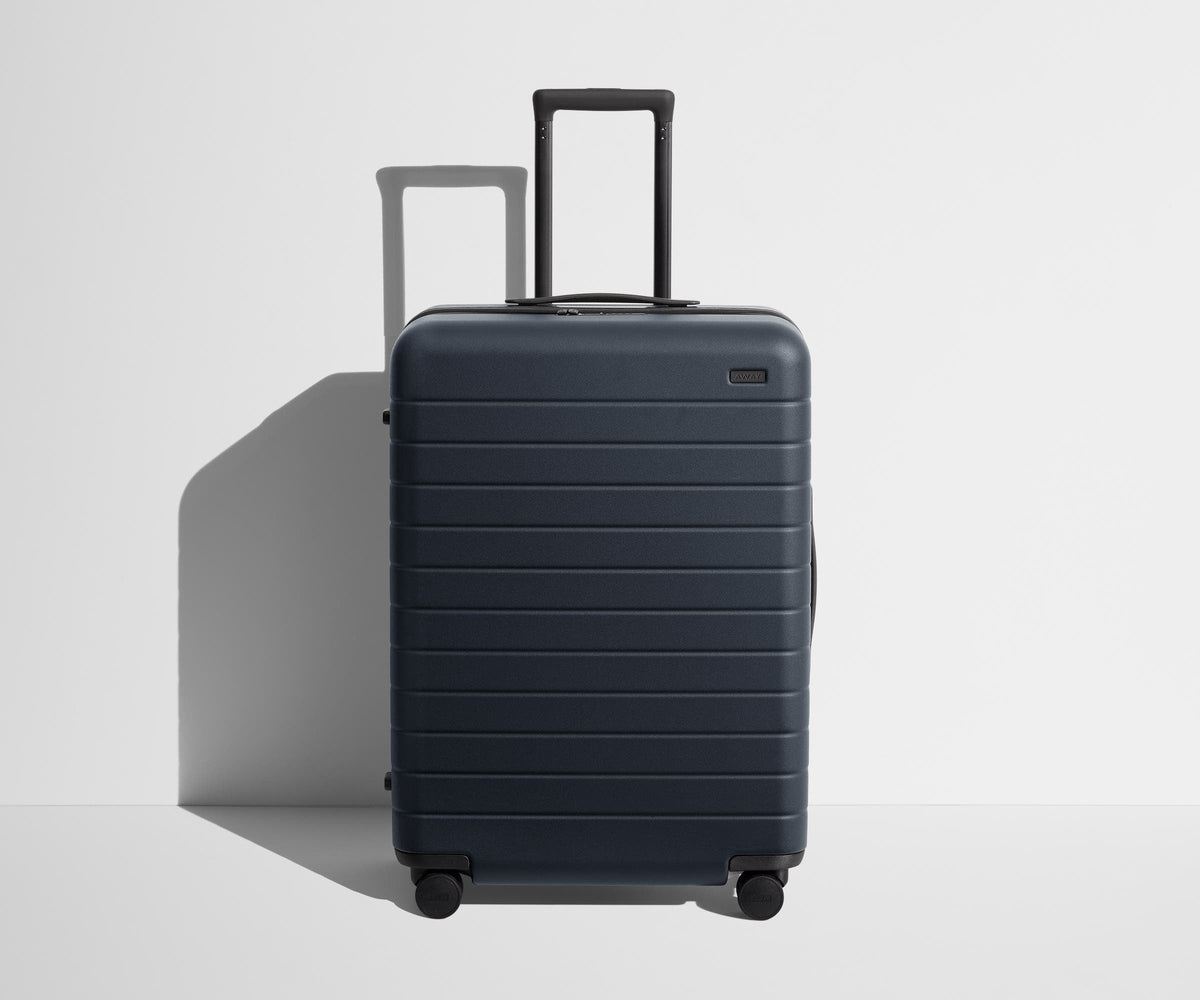 Away The Medium Suitcase - Navy Blue