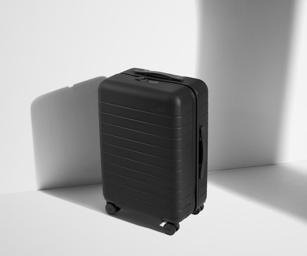 Away The Bigger Carry-On Suitcase - Jet Black