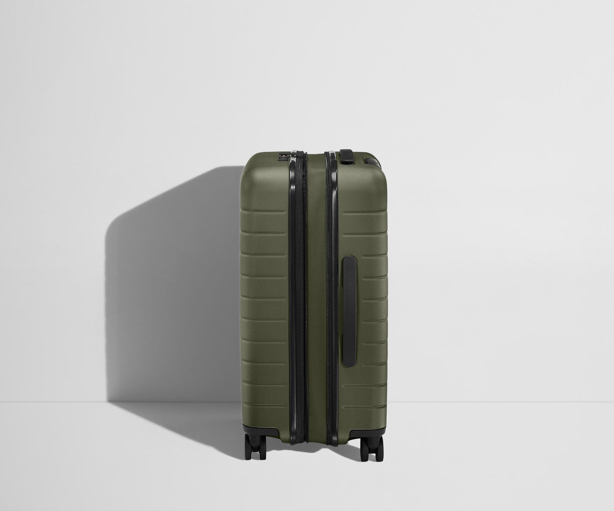 Away Extra Space Bundle Suitcase