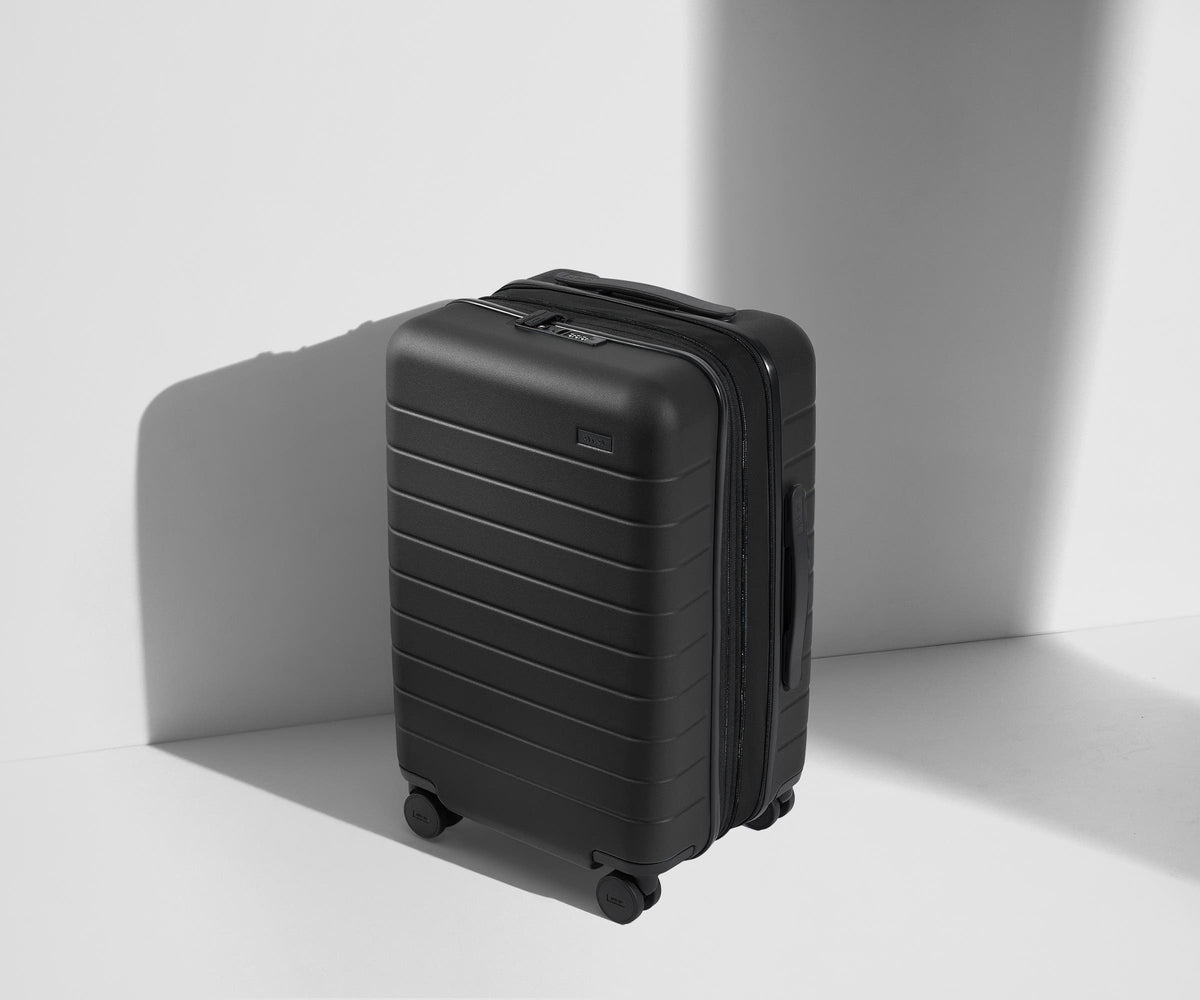 Away The Carry-On Flex Suitcase - Jet Black