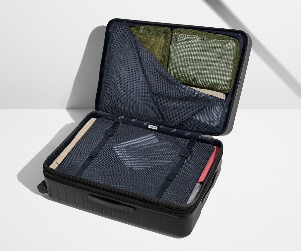 Away The Large Flex Suitcase - Jet Black (DTM)