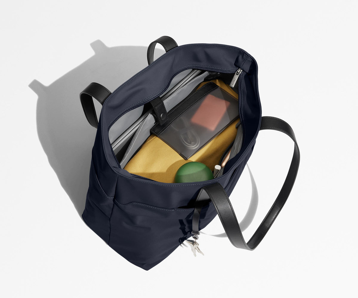Away The Everywhere Tote Tote Bag - Navy Blue