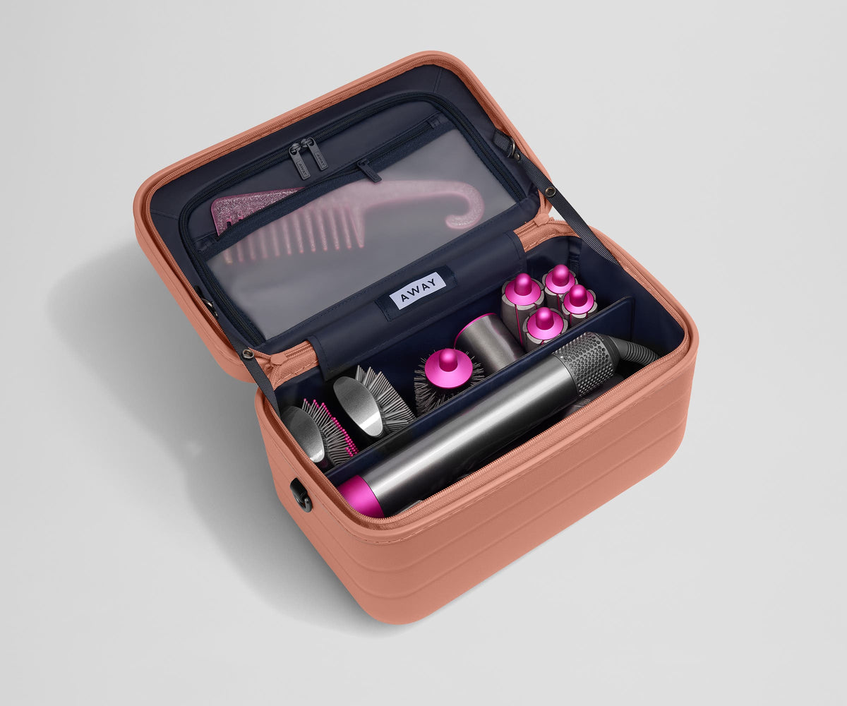 Away The Train Case Toiletry Bag - Clay Pink