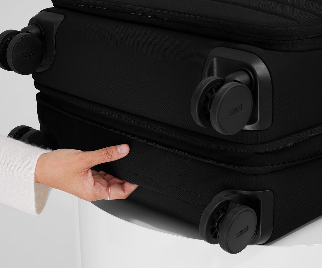 Away Softside Medium Suitcase - Jet Black