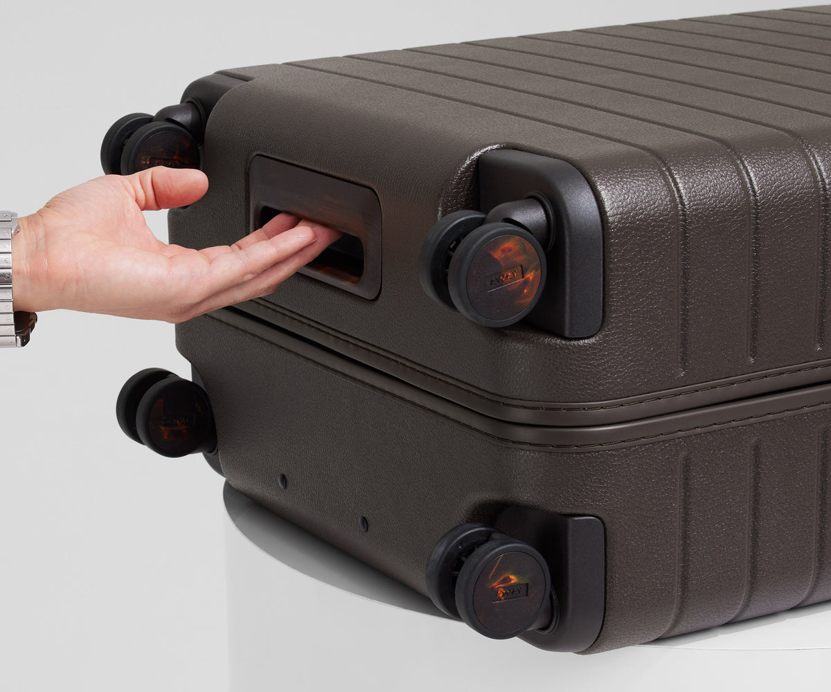 Away The Medium Suitcase - Espresso Brown