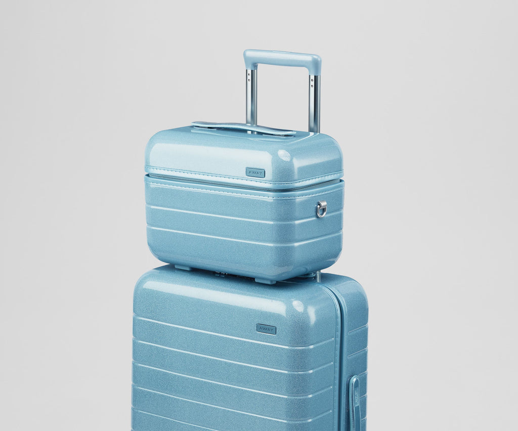 Away The Train Case Toiletry Bag - Galaxy Blue