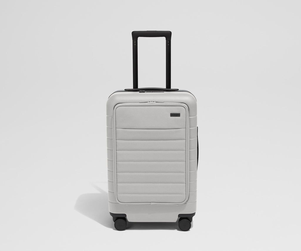 Away The Executive Carry-On Suitcase - Cloud Gray