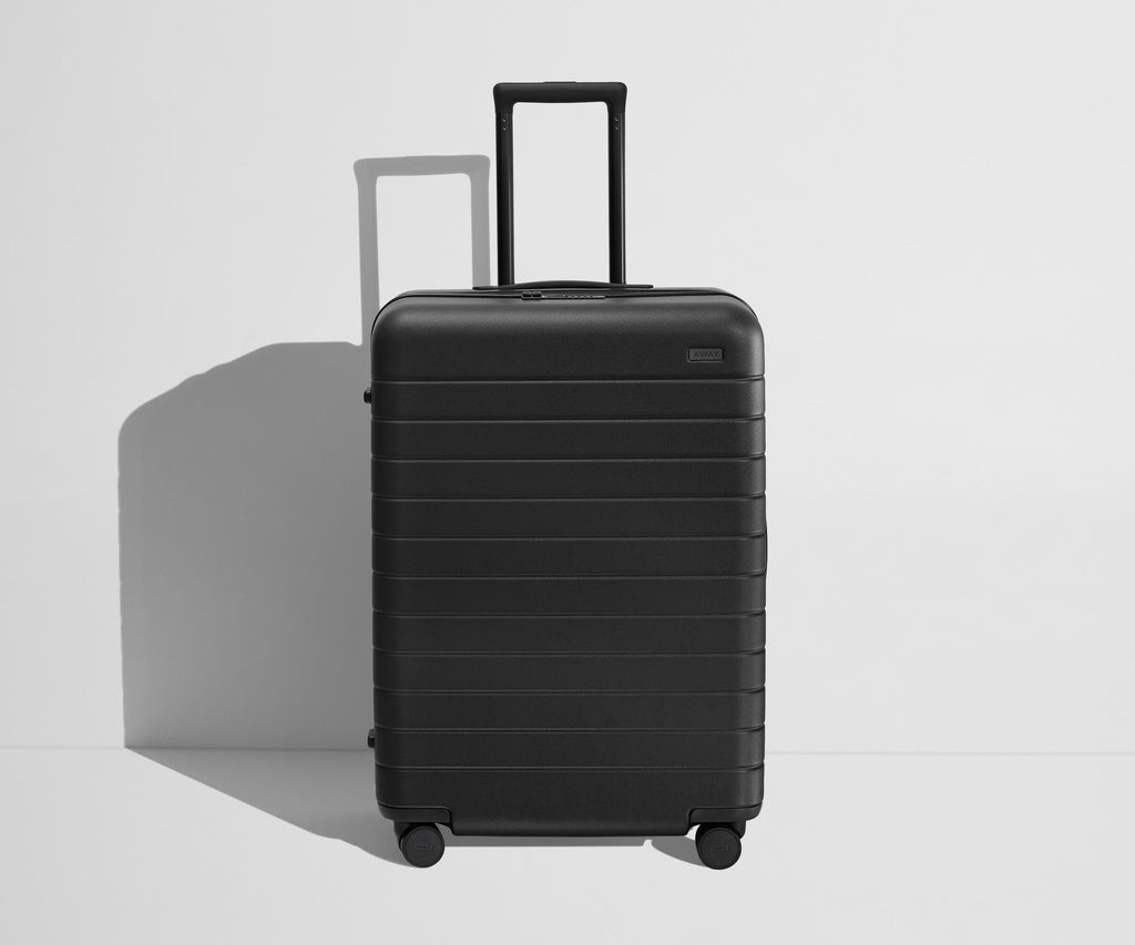 Away The Medium Flex Suitcase - Jet Black