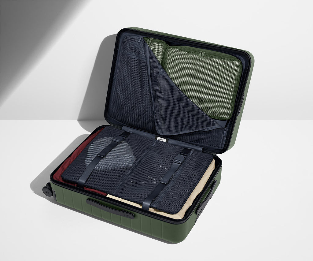 Away The Medium Suitcase - Olive Green
