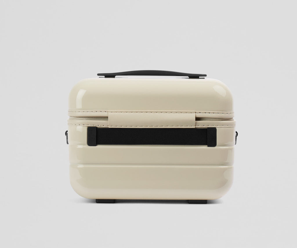 Away The Train Case Toiletry Bag - Salt White (Gloss)