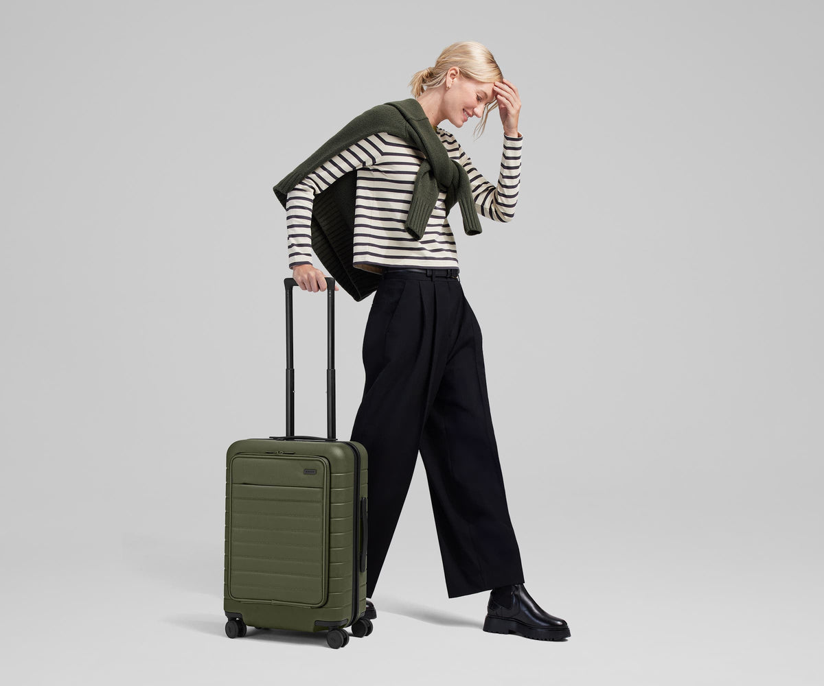 Away The Executive Bigger Carry-On Suitcase - Olive Green