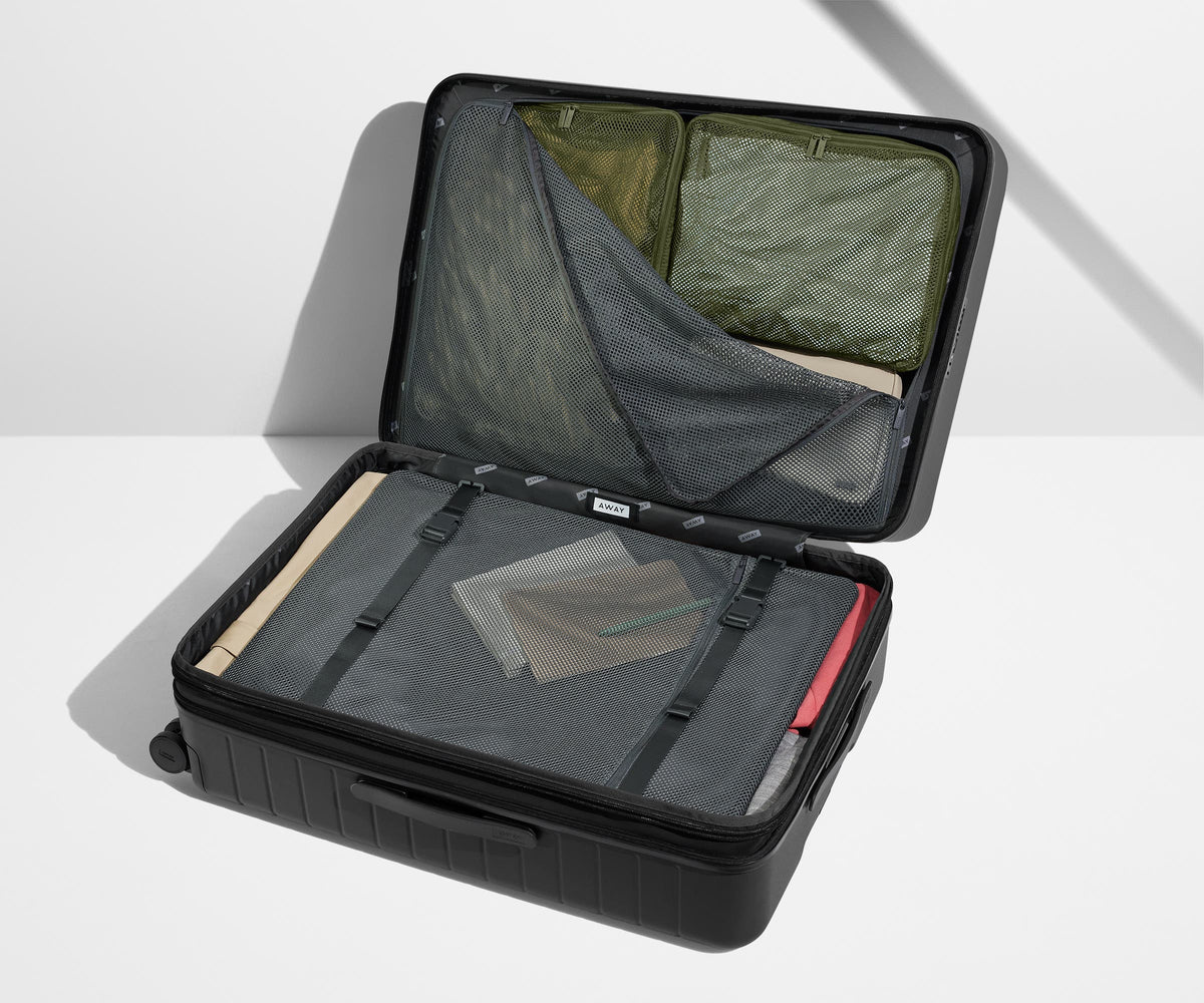 Away The Large Flex Suitcase - Jet Black (DTM)