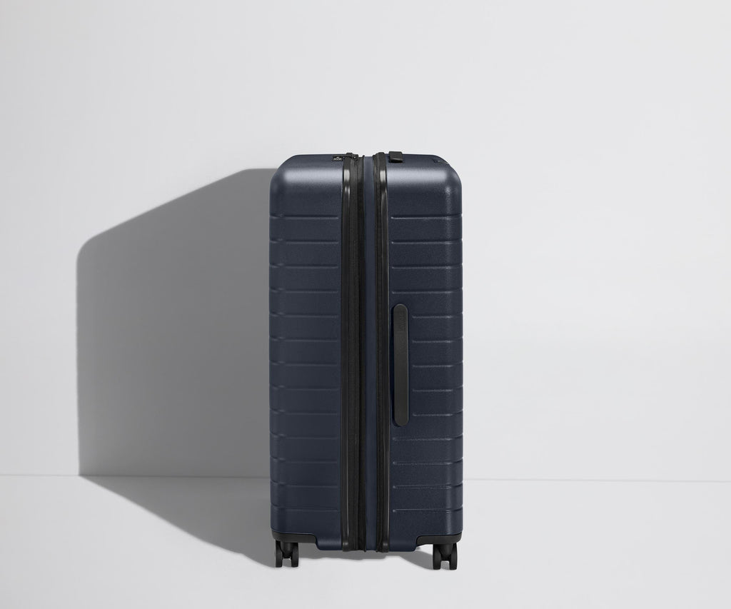 Away The Large Flex Suitcase - Navy Blue