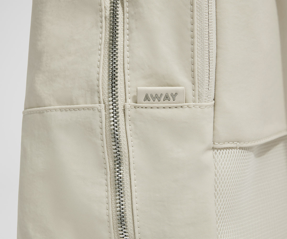 Away The Everywhere Zip Backpack in Salt White Textured Nylon