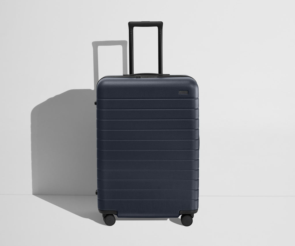 Away The Medium Flex Suitcase - Navy Blue
