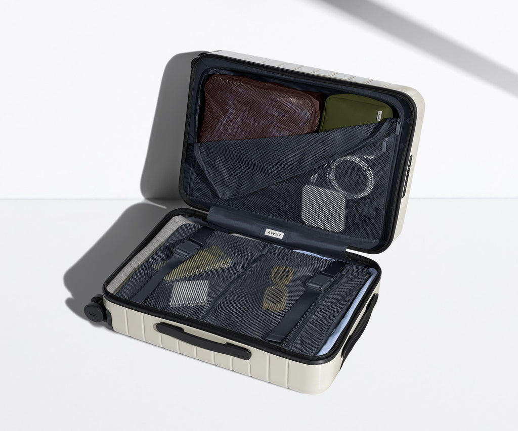 Away The Bigger Carry-On Suitcase - Salt White (Gloss)