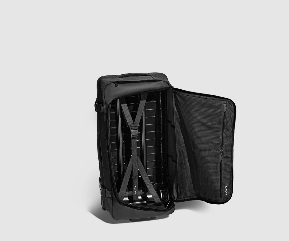 Away Active Rolling Duffle 85L Duffel Bag - Jet Black