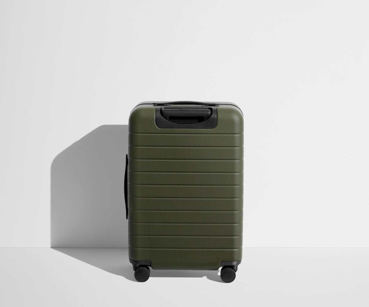 Away Explorer Essentials Bundle Suitcase