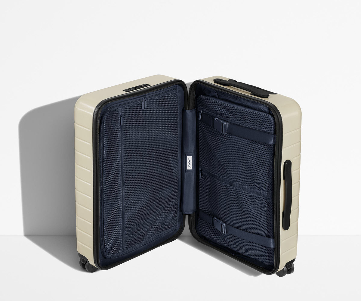 Away The Bigger Carry-On Suitcase - Salt White (Gloss)