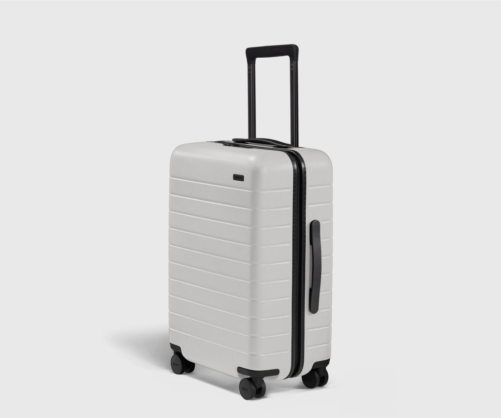 Away The Bigger Carry-On Suitcase - Cloud Gray