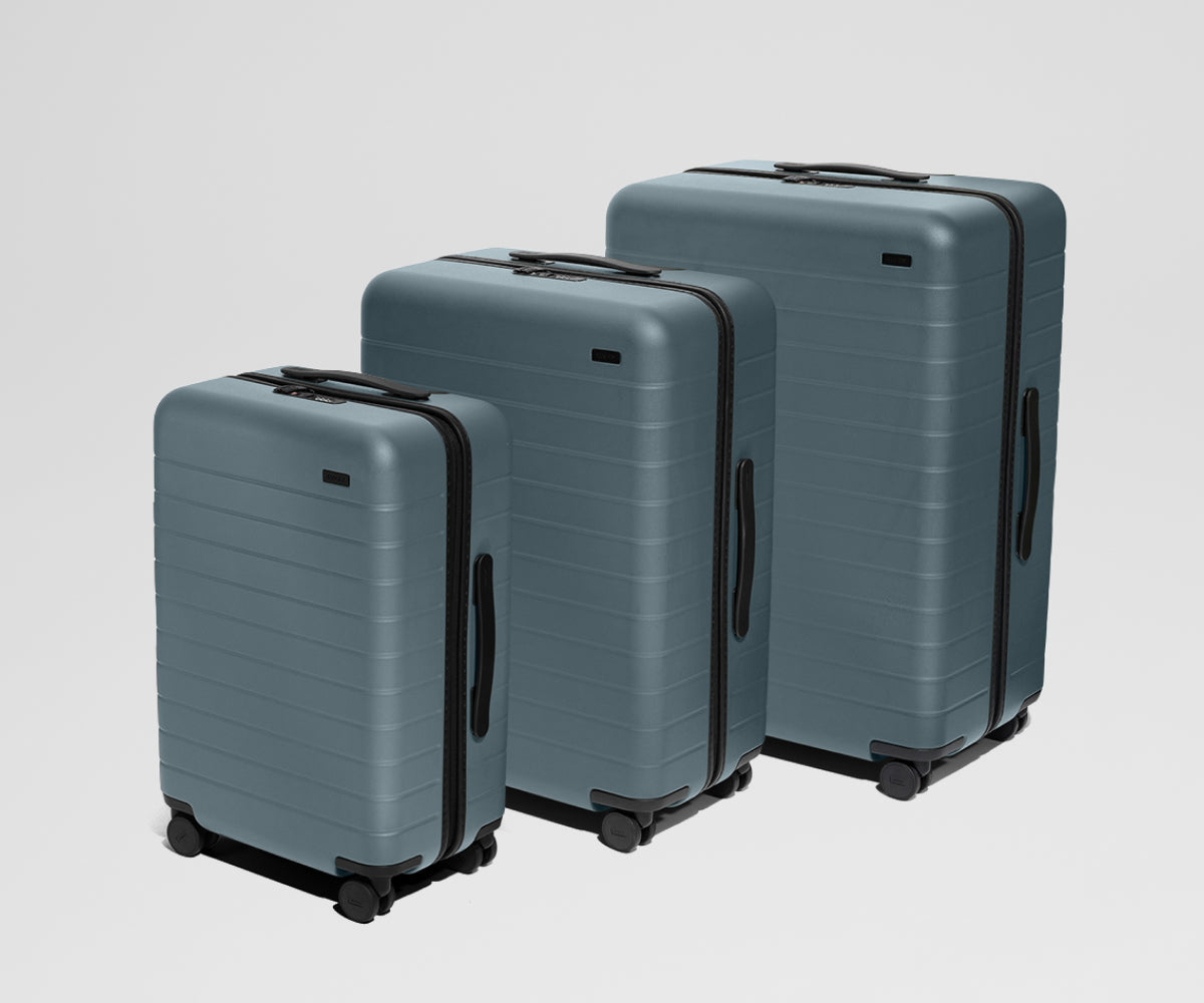 Away Jetsetter Bundle Suitcase