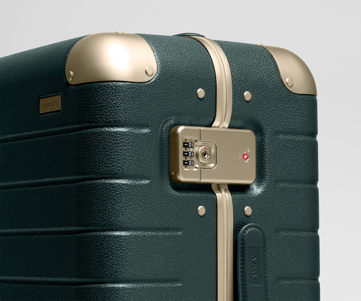 Away The Aluminum Edge Large Suitcase - Ivy Green