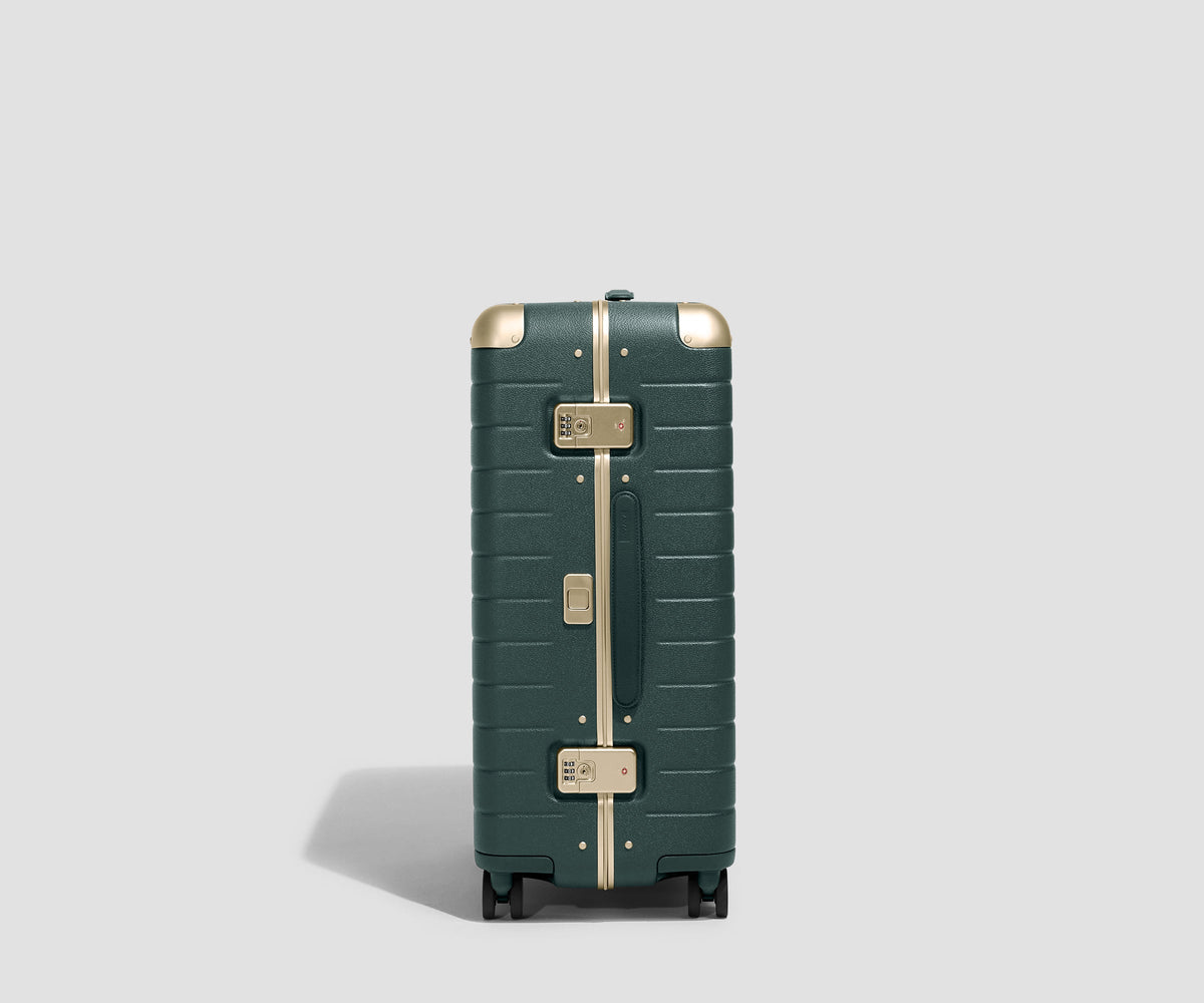 Away The Aluminum Edge Medium Suitcase - Ivy Green