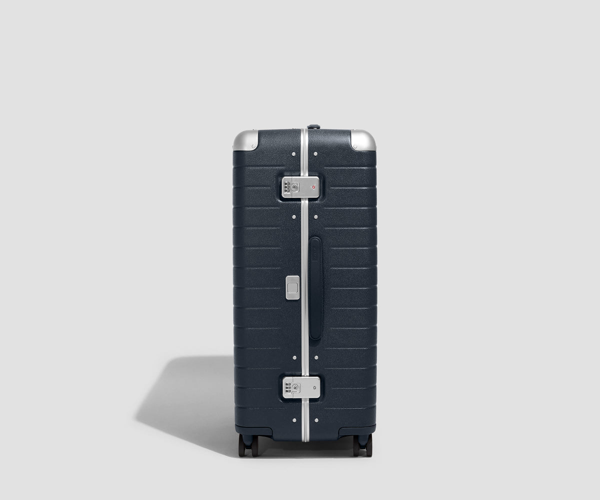 Away The Aluminum Edge Large Suitcase - Navy Blue
