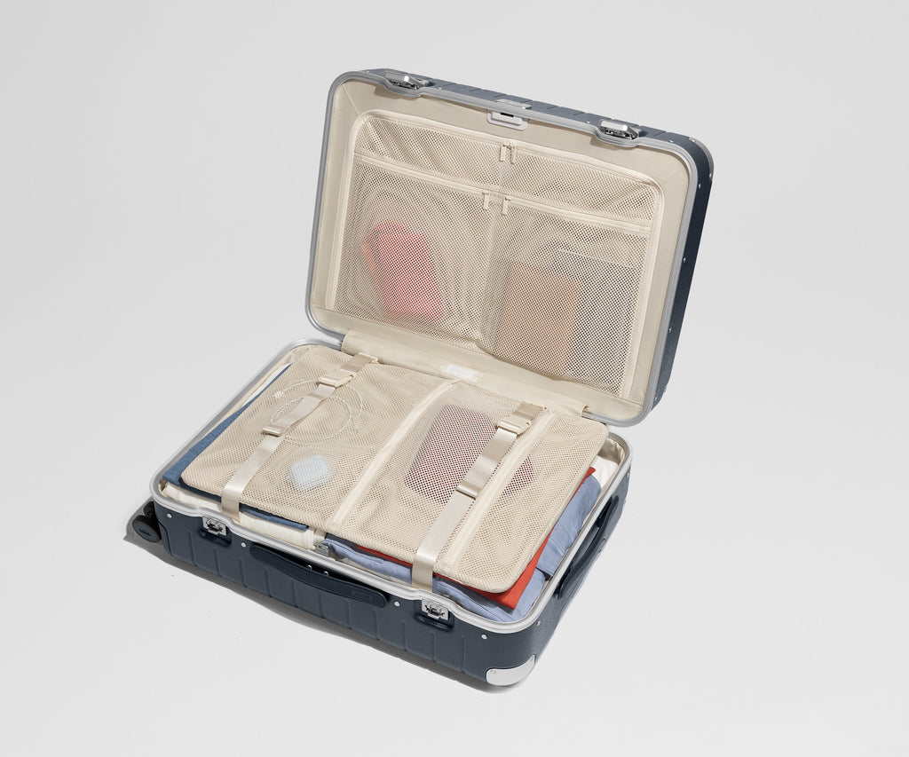 Away The Aluminum Edge Medium Suitcase - Navy Blue