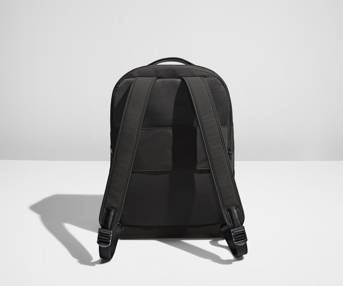 Away The Everywhere Zip Backpack in Jet Black