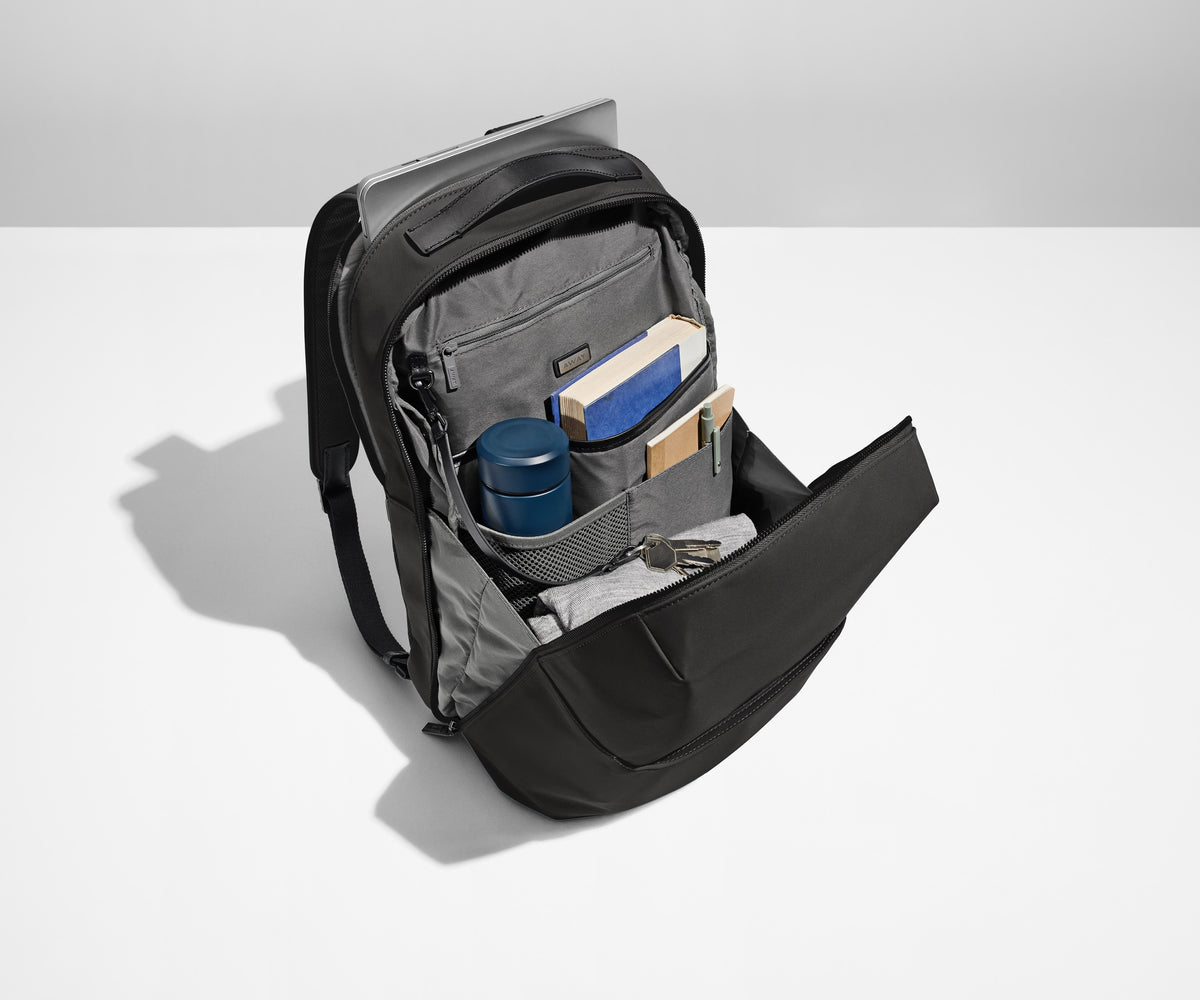 Away The Everywhere Zip Backpack in Jet Black