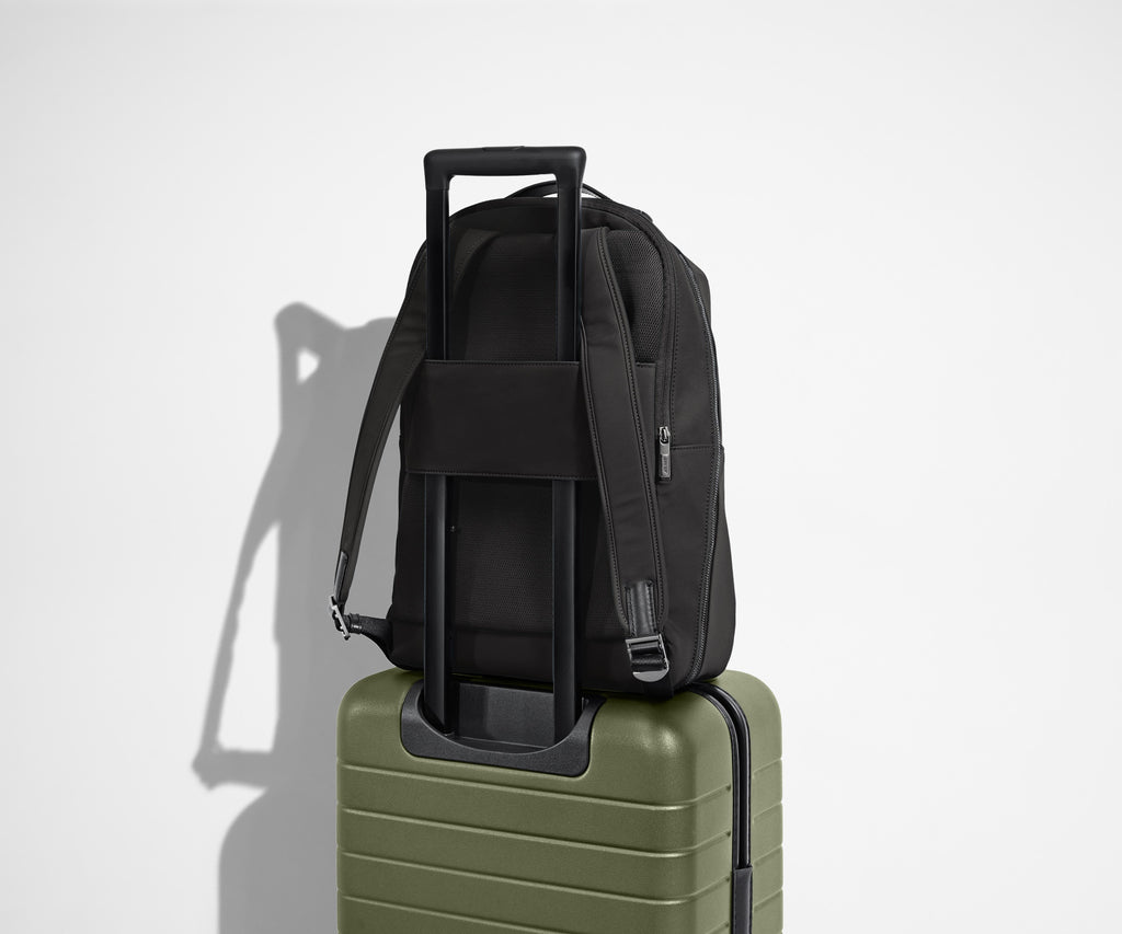 Away The Everywhere Zip Backpack in Jet Black