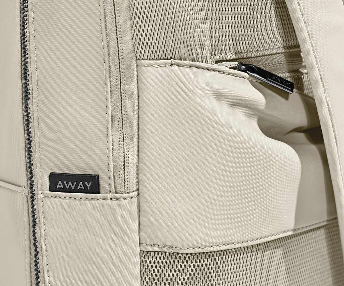 Away The Everywhere Zip Backpack in Salt White