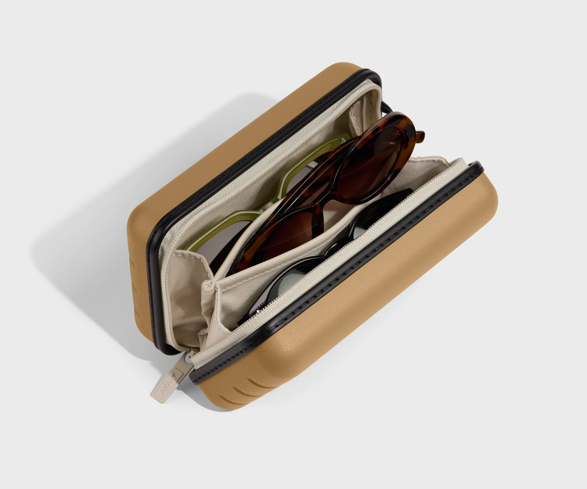 Away Travel Glasses Case Travel Accessory - Tide Line Stripe