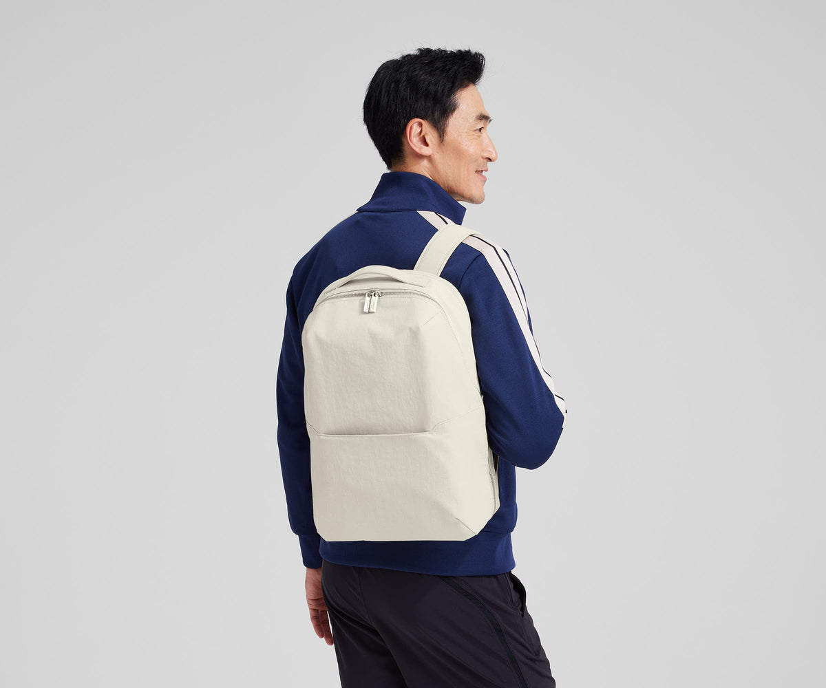 Away The Everywhere Zip Backpack in Salt White Textured Nylon