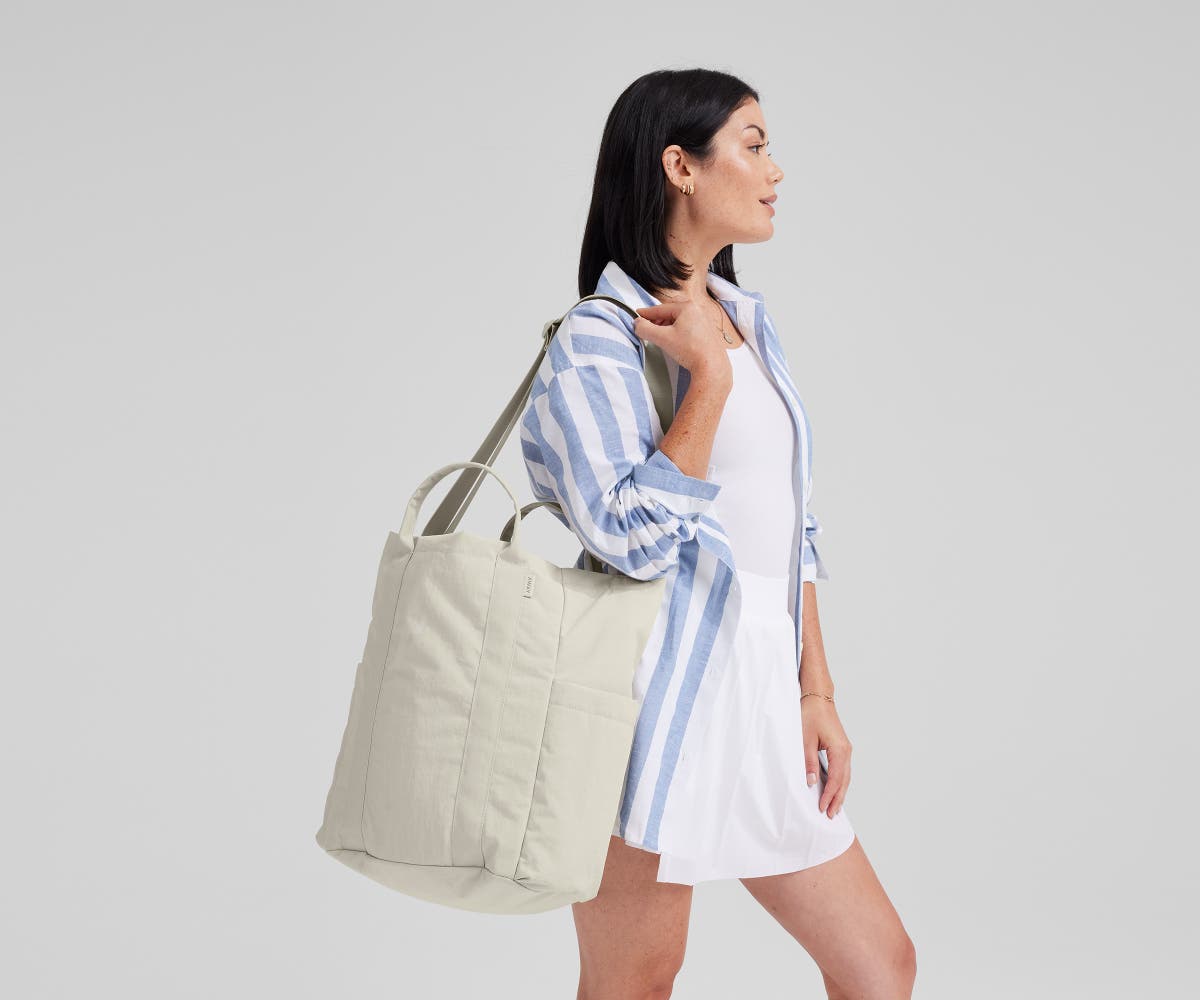 Away Courtside Tote Tote Bag - Salt White Textured Nylon