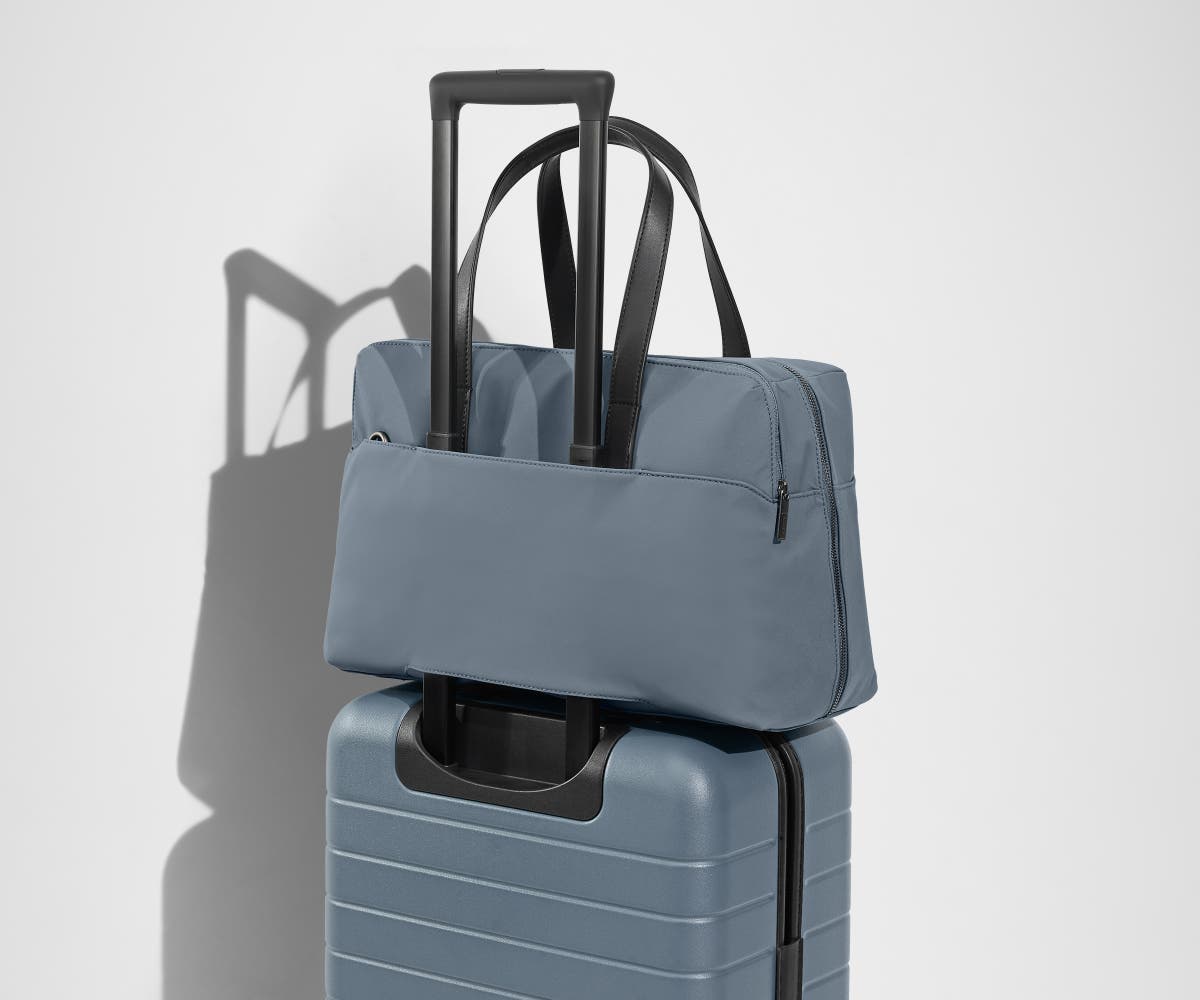 Away The Everywhere Bag Suitcase - Coast Blue