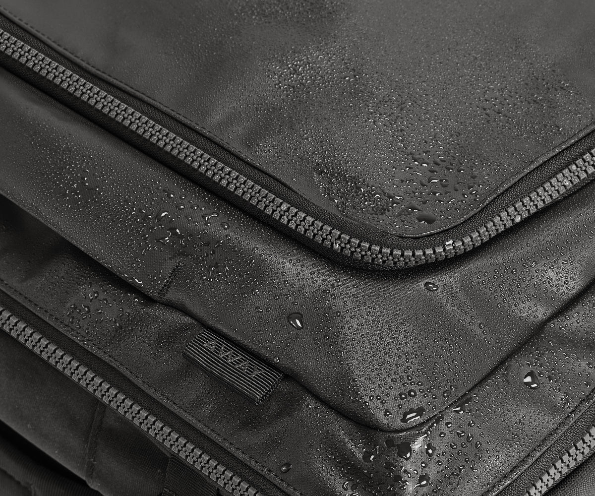 Away Active Convertible Backpack 45L in Jet Black