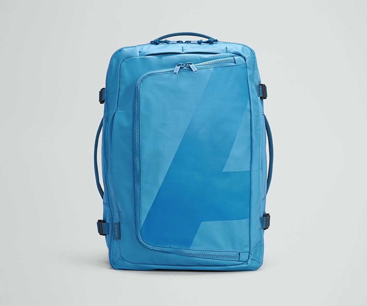 Away Active Convertible Backpack 45L