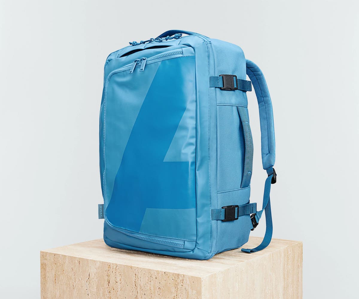 Away Active Convertible Backpack 45L in Vivid Blue