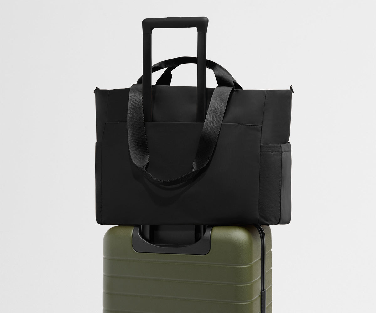 Away Featherlight Diaper Tote Diaper Bag - Jet Black