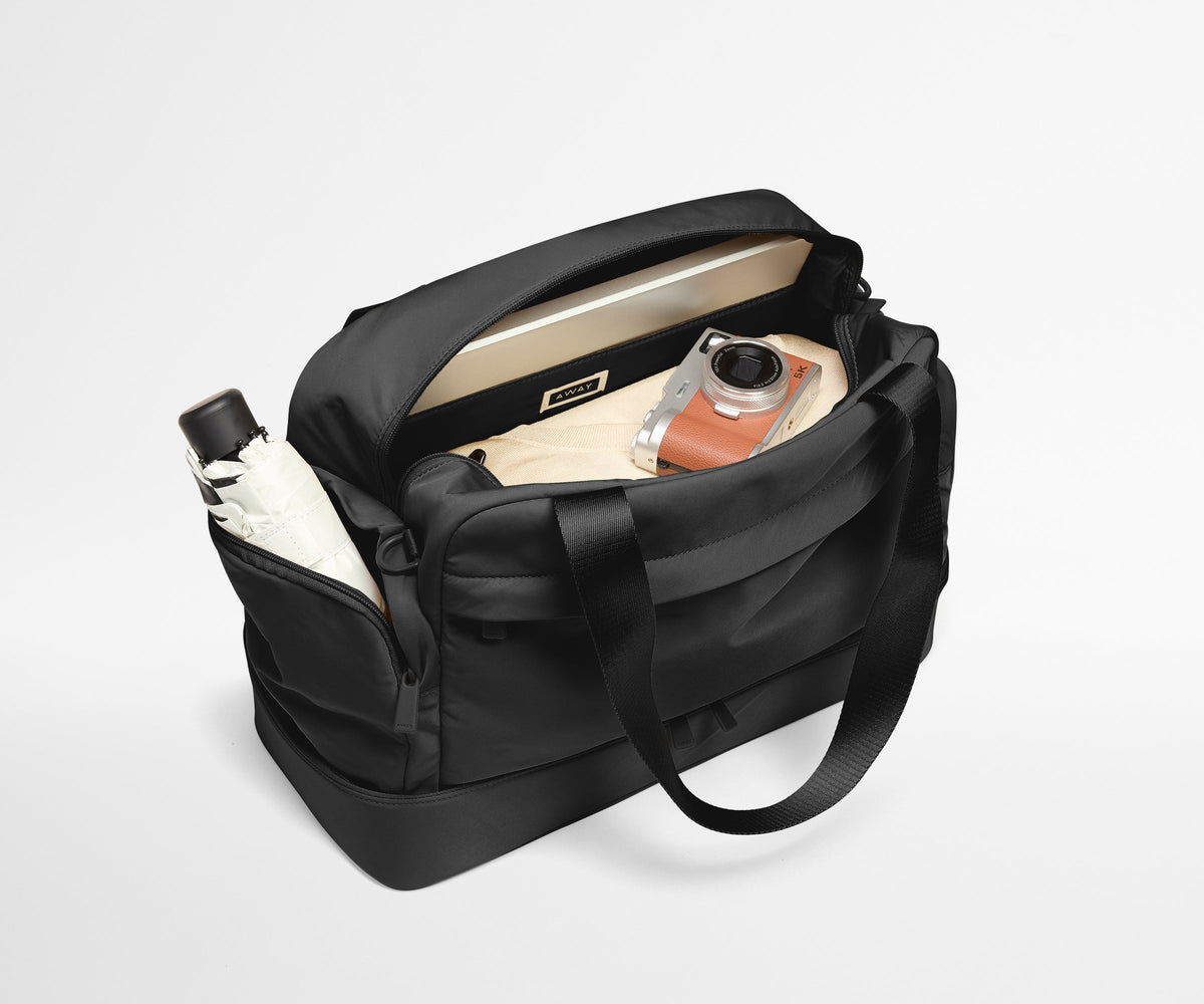 Away Featherlight Overnight Bag Crossbody Bag - Jet Black